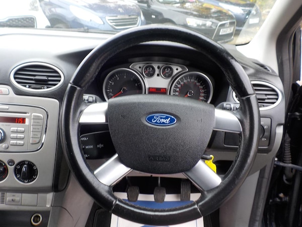 Used Ford Focus 2008 for sale - 76270544: Photo 15