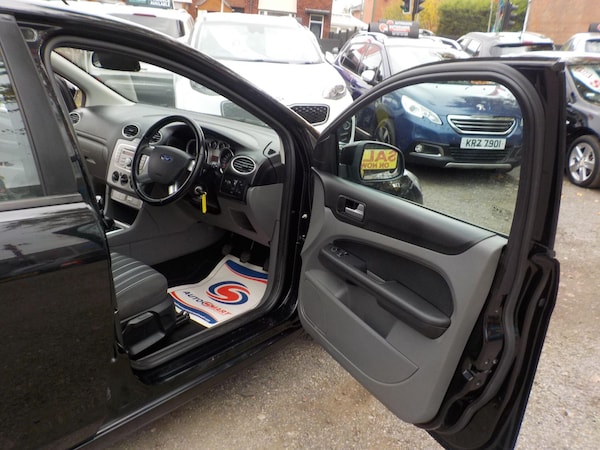 Used Ford Focus 2008 for sale - 76270544: Photo 17