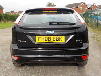 Used Ford Focus 2008 for sale - 76270544: Photo 4