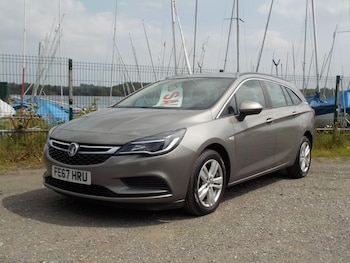 Vauxhall - Astra