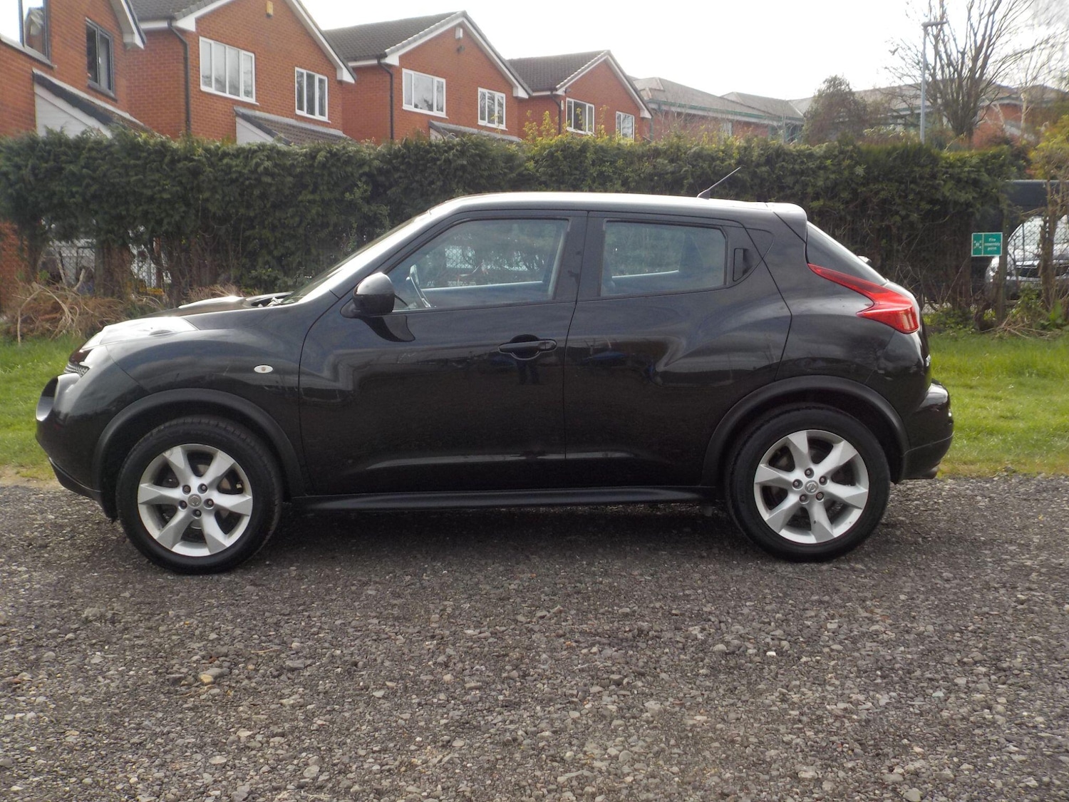 Used Nissan Juke 2010 for sale - 78033792: Photo 2