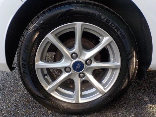 Used Ford Fiesta 2017 for sale - 76072209: Photo 19