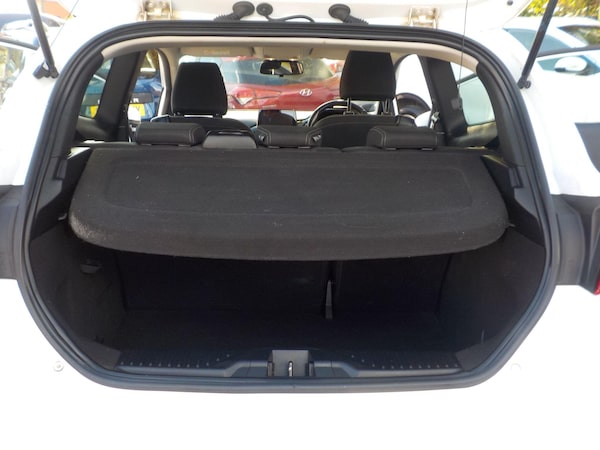 Used Ford Fiesta 2017 for sale - 76072209: Photo 20