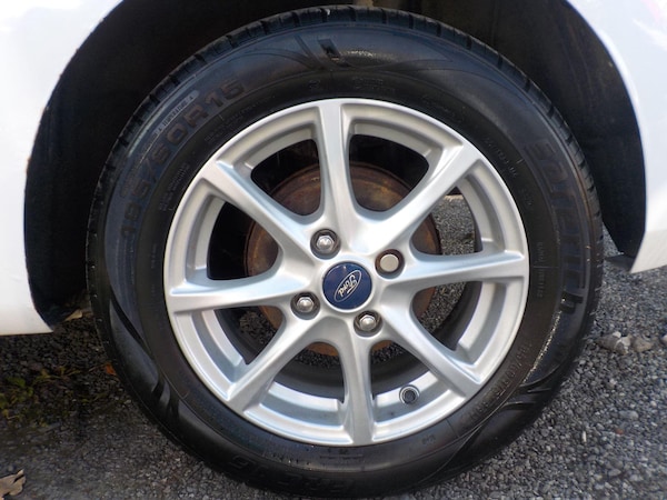 Used Ford Fiesta 2017 for sale - 76072209: Photo 22