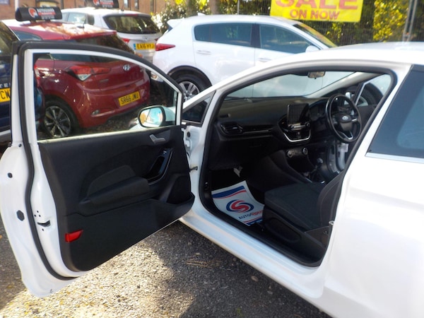 Used Ford Fiesta 2017 for sale - 76072209: Photo 23