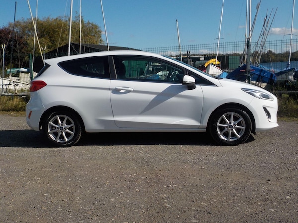 Used Ford Fiesta 2017 for sale - 76072209: Photo 6