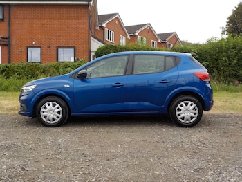 Used Dacia Sandero 2021 for sale - 79279101: Photo