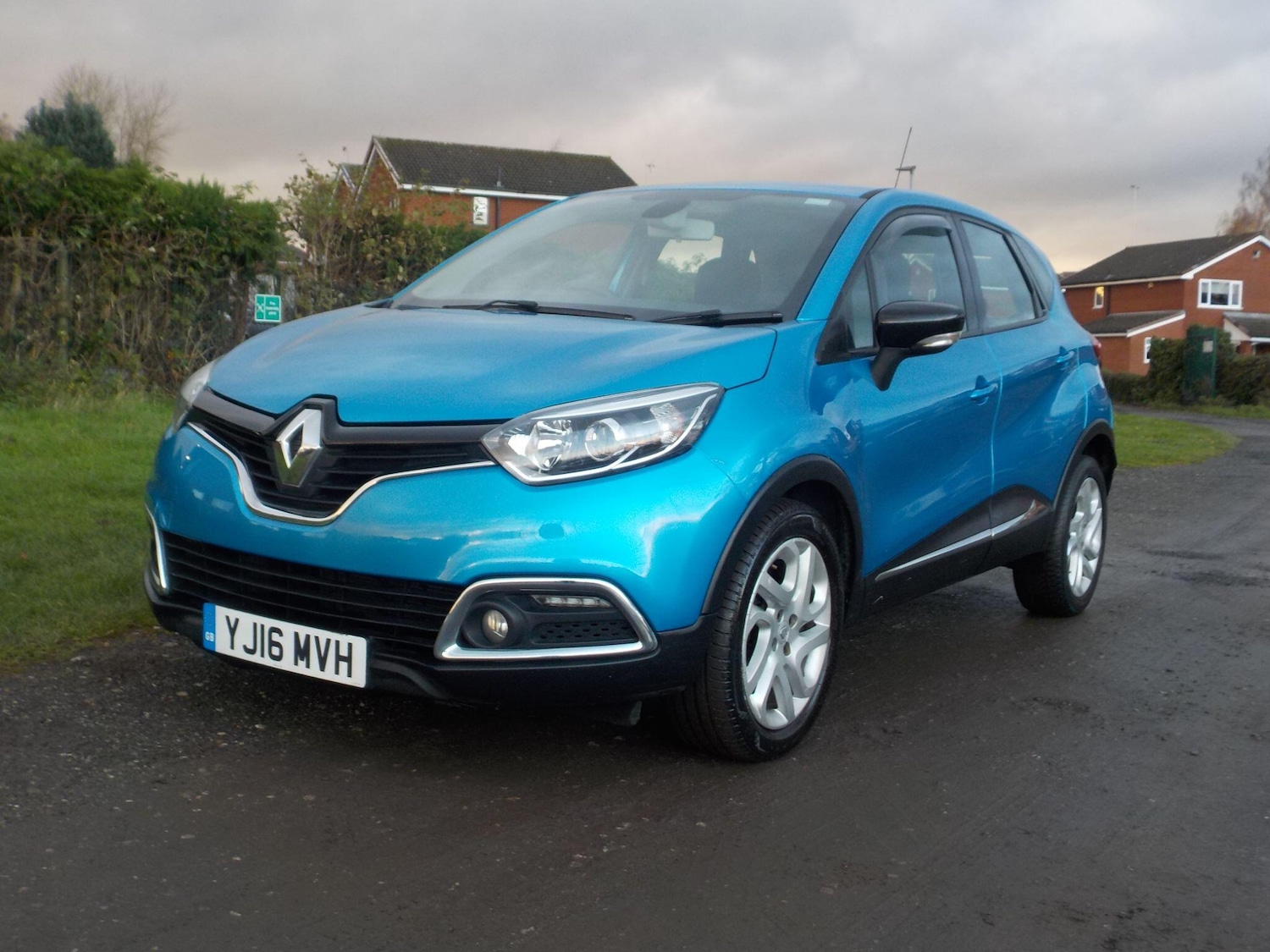 Used Renault Captur 2016 for sale - 76727447: Photo 1