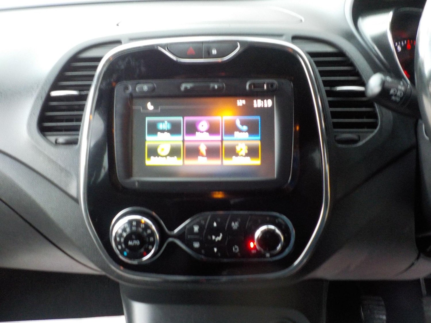 Used Renault Captur 2016 for sale - 76727447: Photo 12