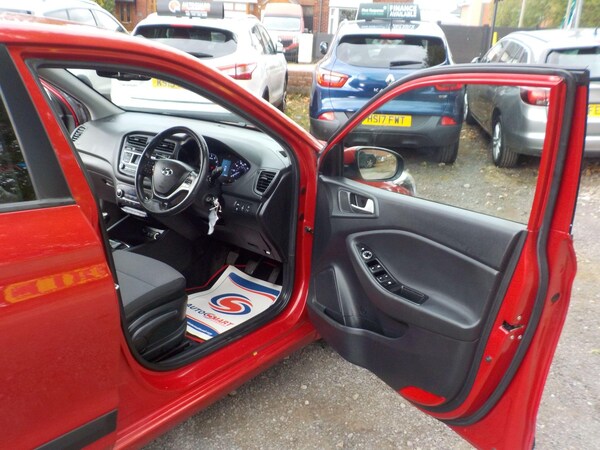 Used Hyundai i20 2016 for sale - 75677907: Photo 19