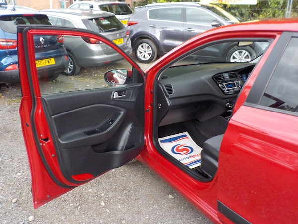 Used Hyundai i20 2016 for sale - 75677907: Photo 24