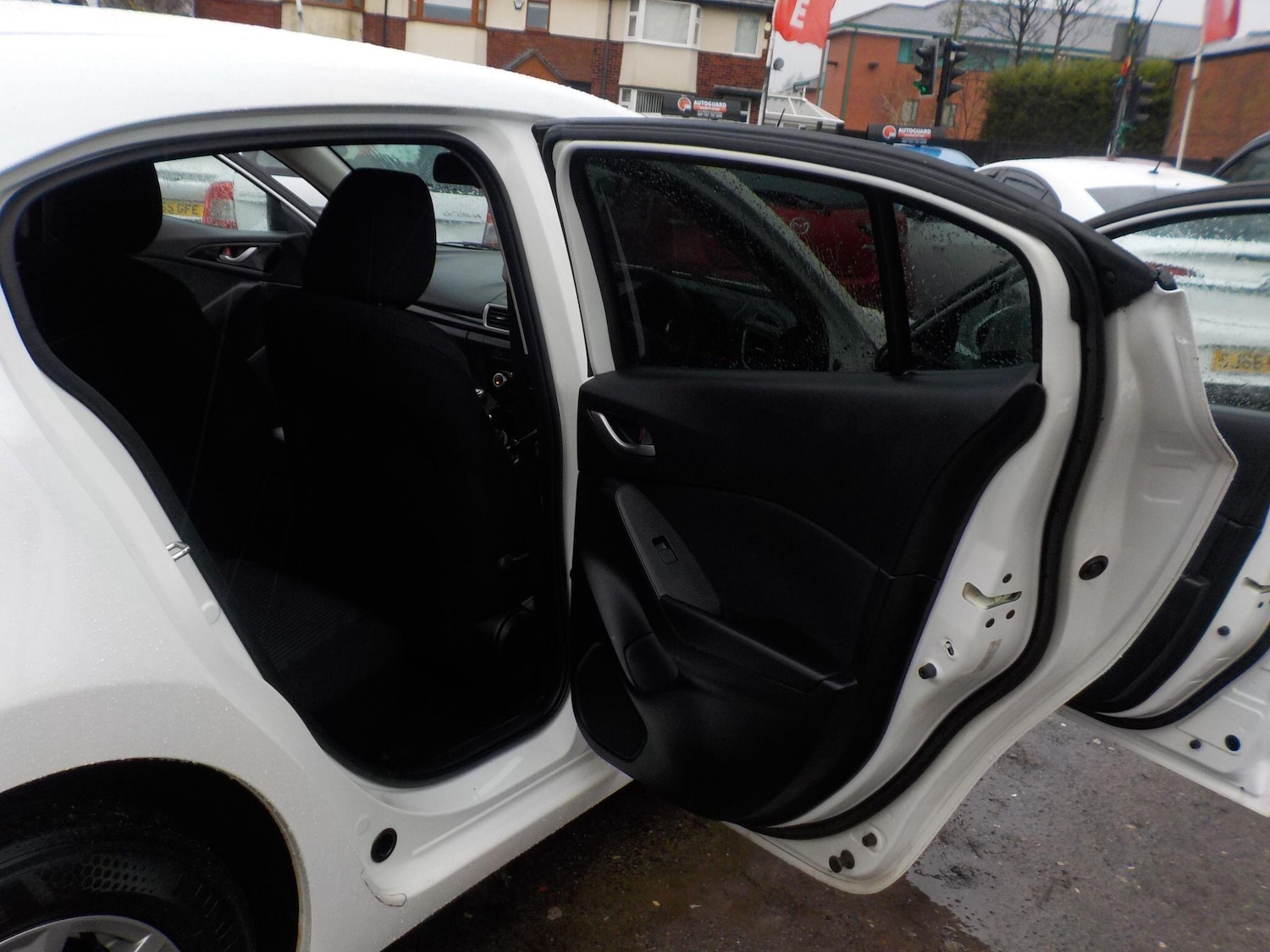 Used Mazda Mazda3 2014 for sale - 77479363: Photo 24