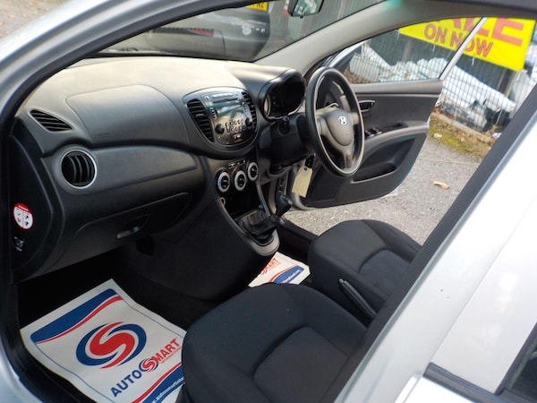 Used Hyundai i10 2009 for sale - 76073135: Photo 11