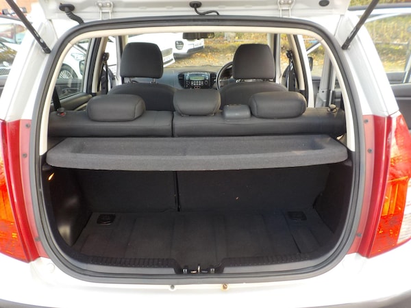 Used Hyundai i10 2009 for sale - 76073135: Photo 21