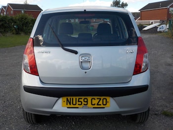 Used Hyundai i10 2009 for sale - 76073135: Photo 4
