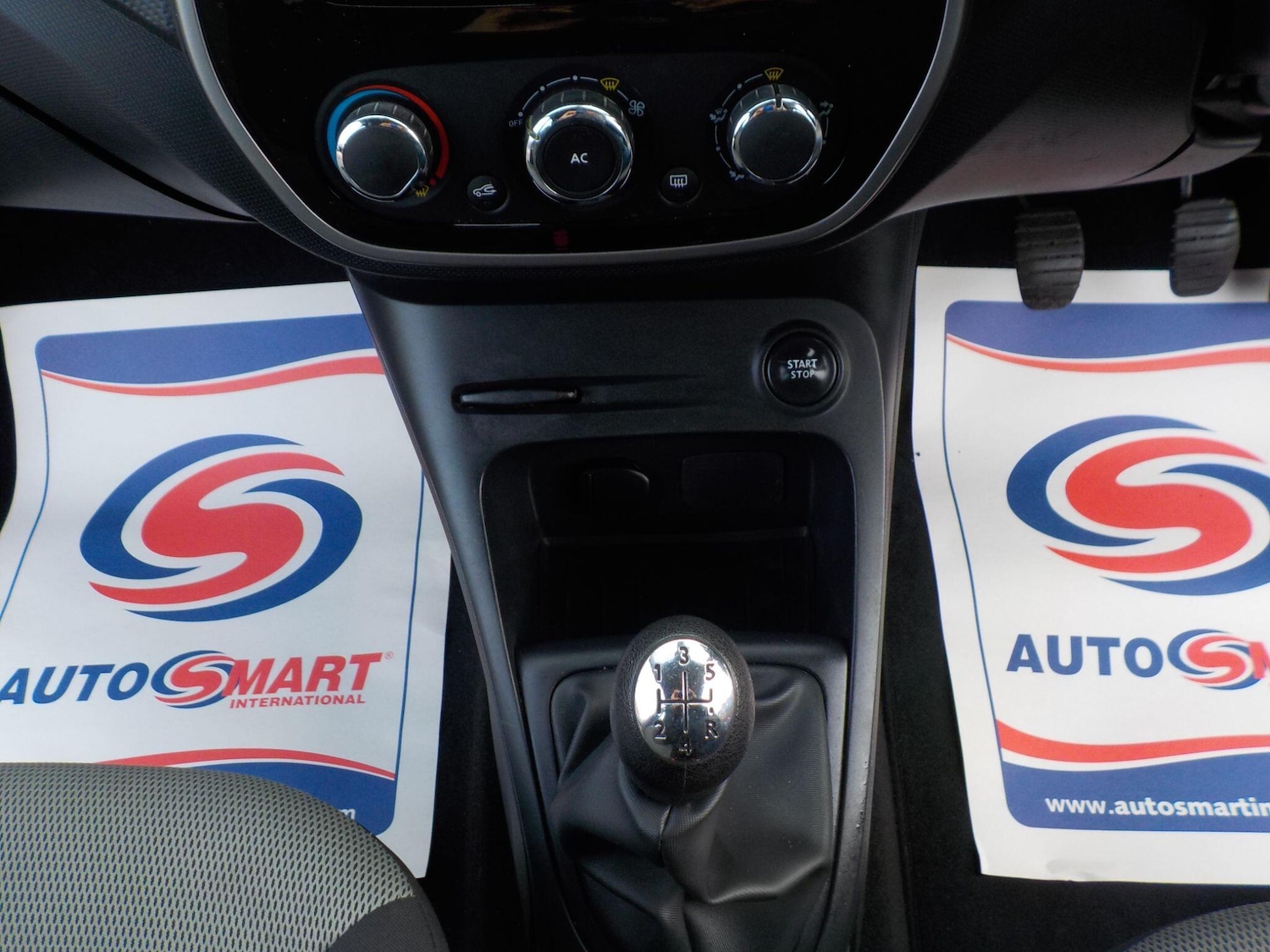 Used Renault Captur 2014 for sale - 77358664: Photo 15