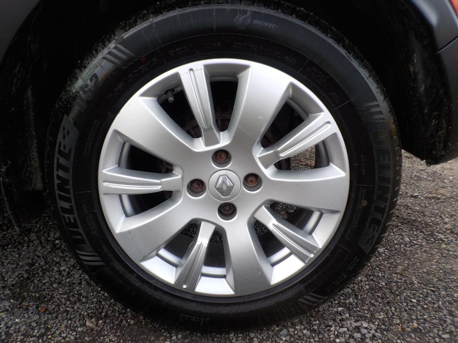 Used Renault Captur 2014 for sale - 77358664: Photo 25