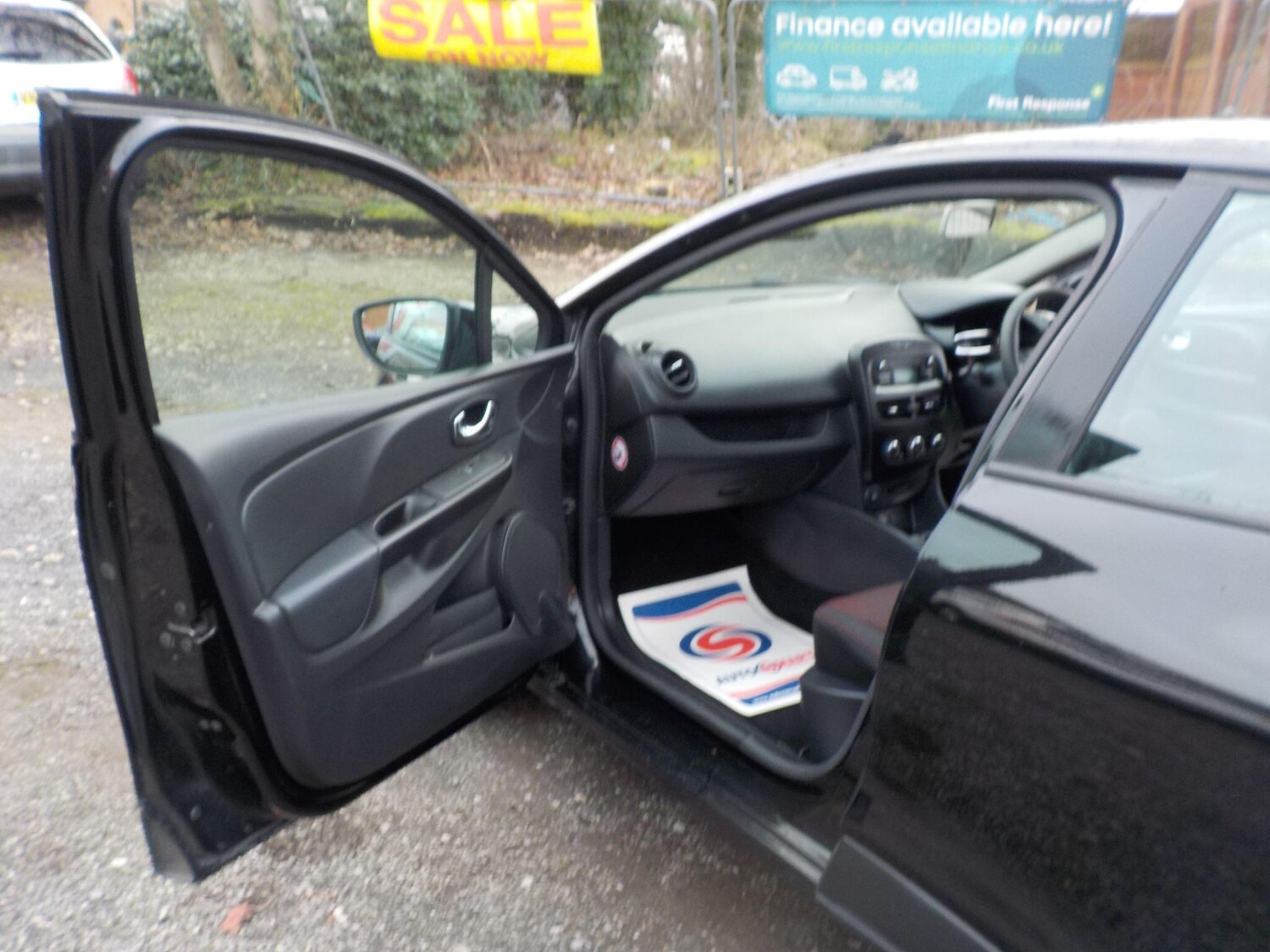 Used Renault Clio for sale - 77586760: Photo 26