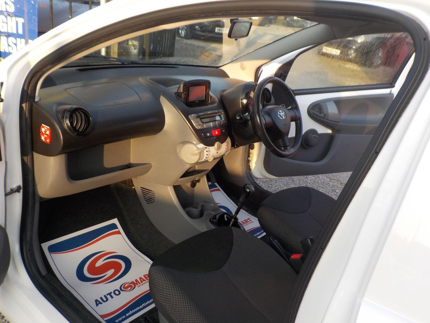 Used Toyota AYGO 2012 for sale - 77769131: Photo 11