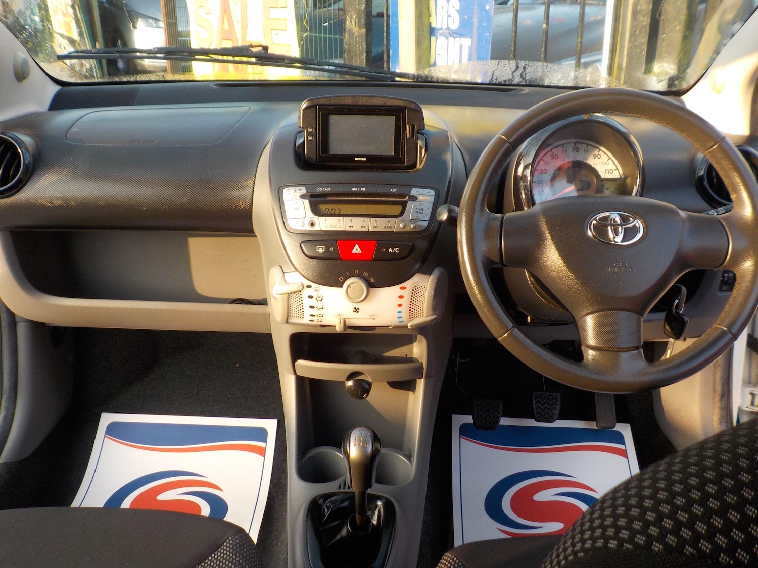 Used Toyota AYGO 2012 for sale - 77769131: Photo 12