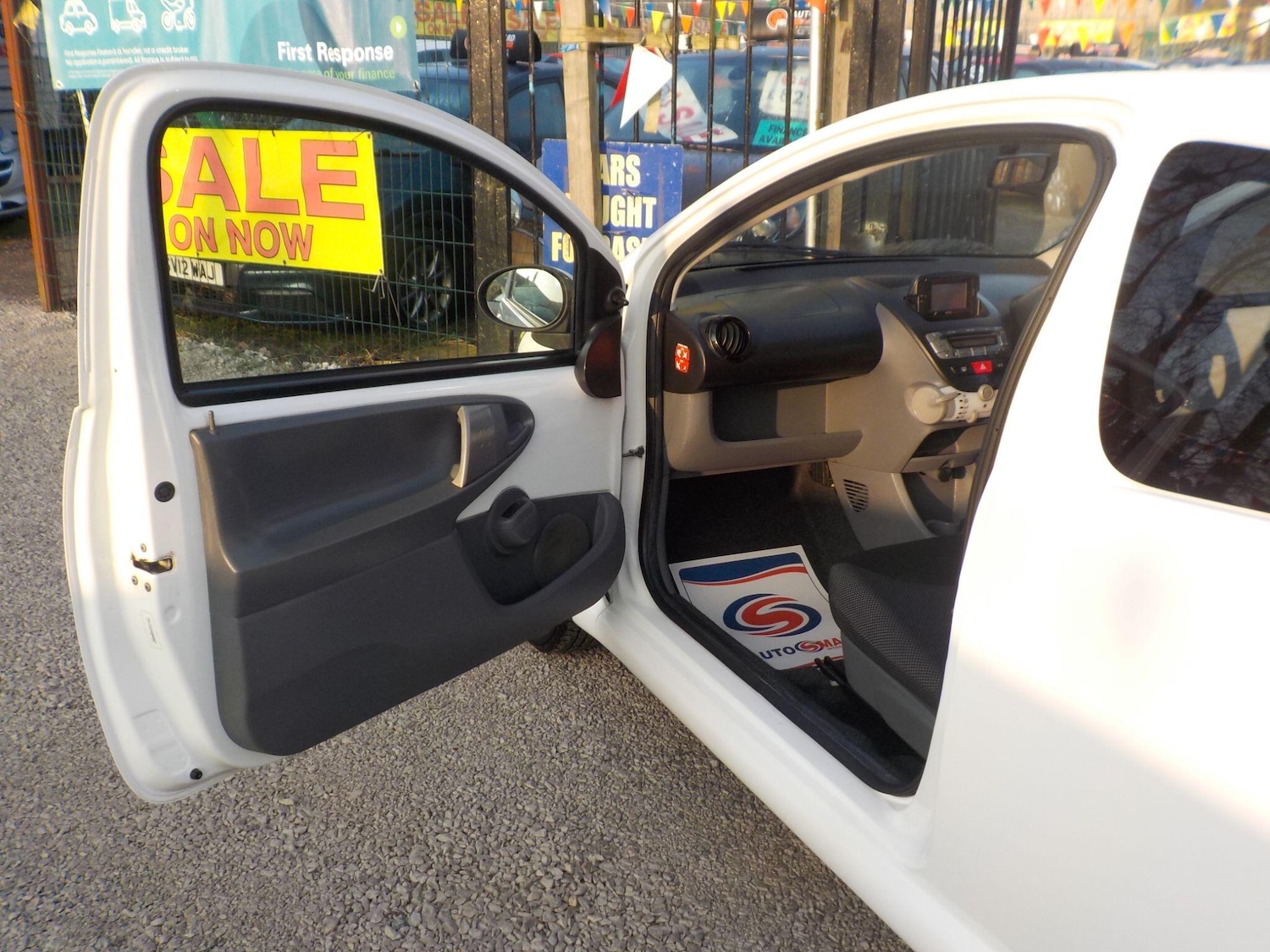 Used Toyota AYGO 2012 for sale - 77769131: Photo 25