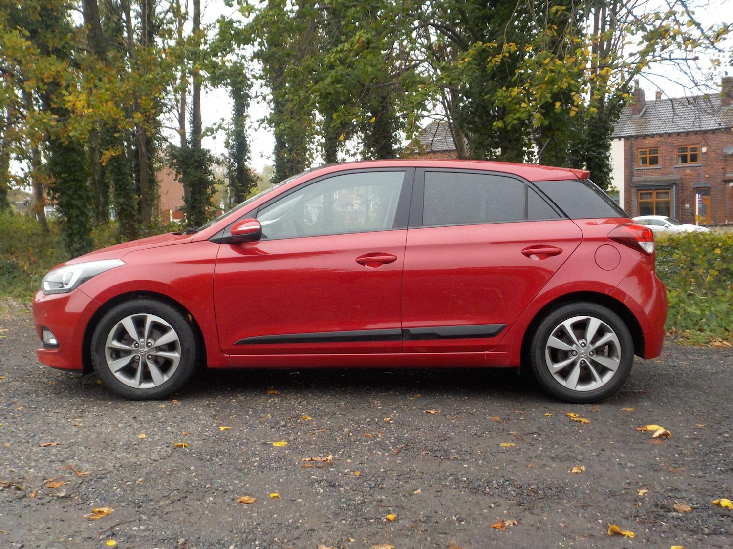 Used Hyundai i20 2017 for sale - 77315121: Photo 2