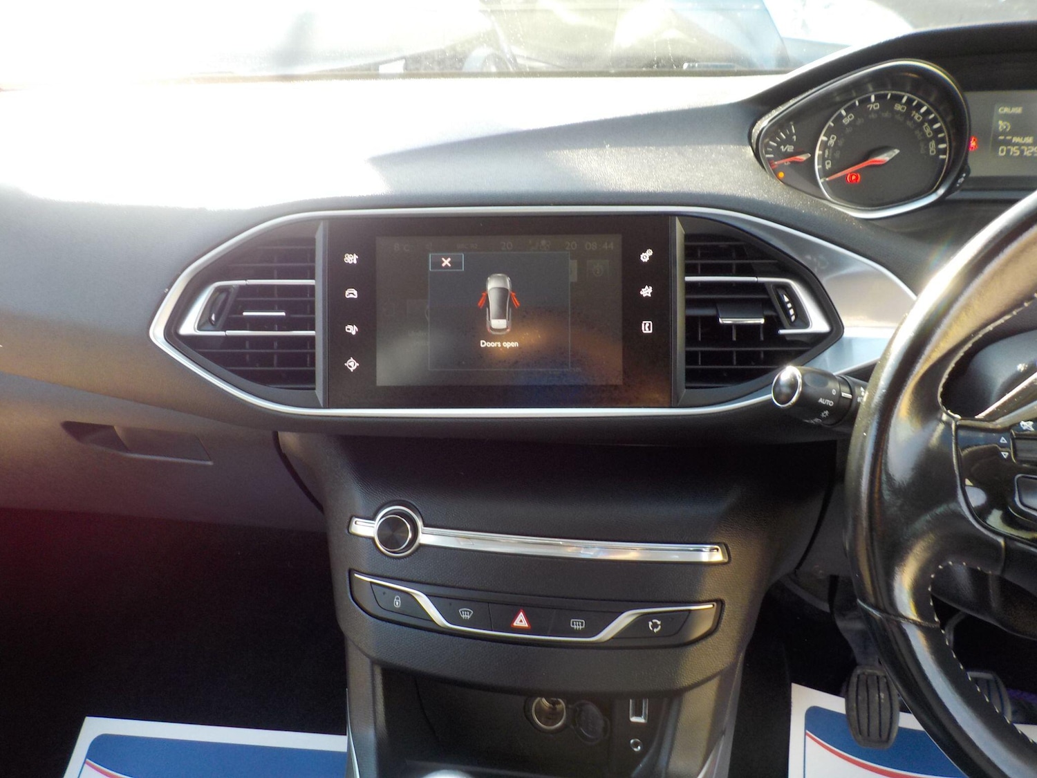 Used Peugeot 308 2016 for sale - 78034299: Photo 14