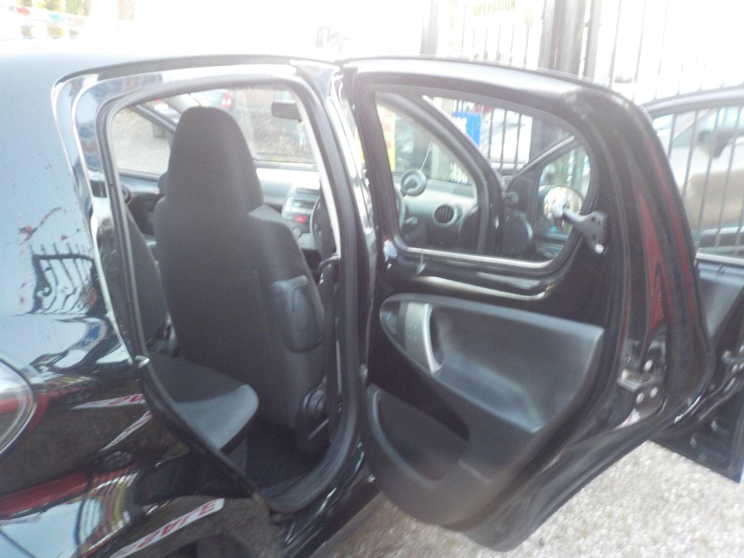 Used Toyota AYGO 2014 for sale - 76700685: Photo 17