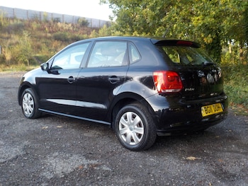 Used Volkswagen Polo 2011 for sale - 75904661: Photo