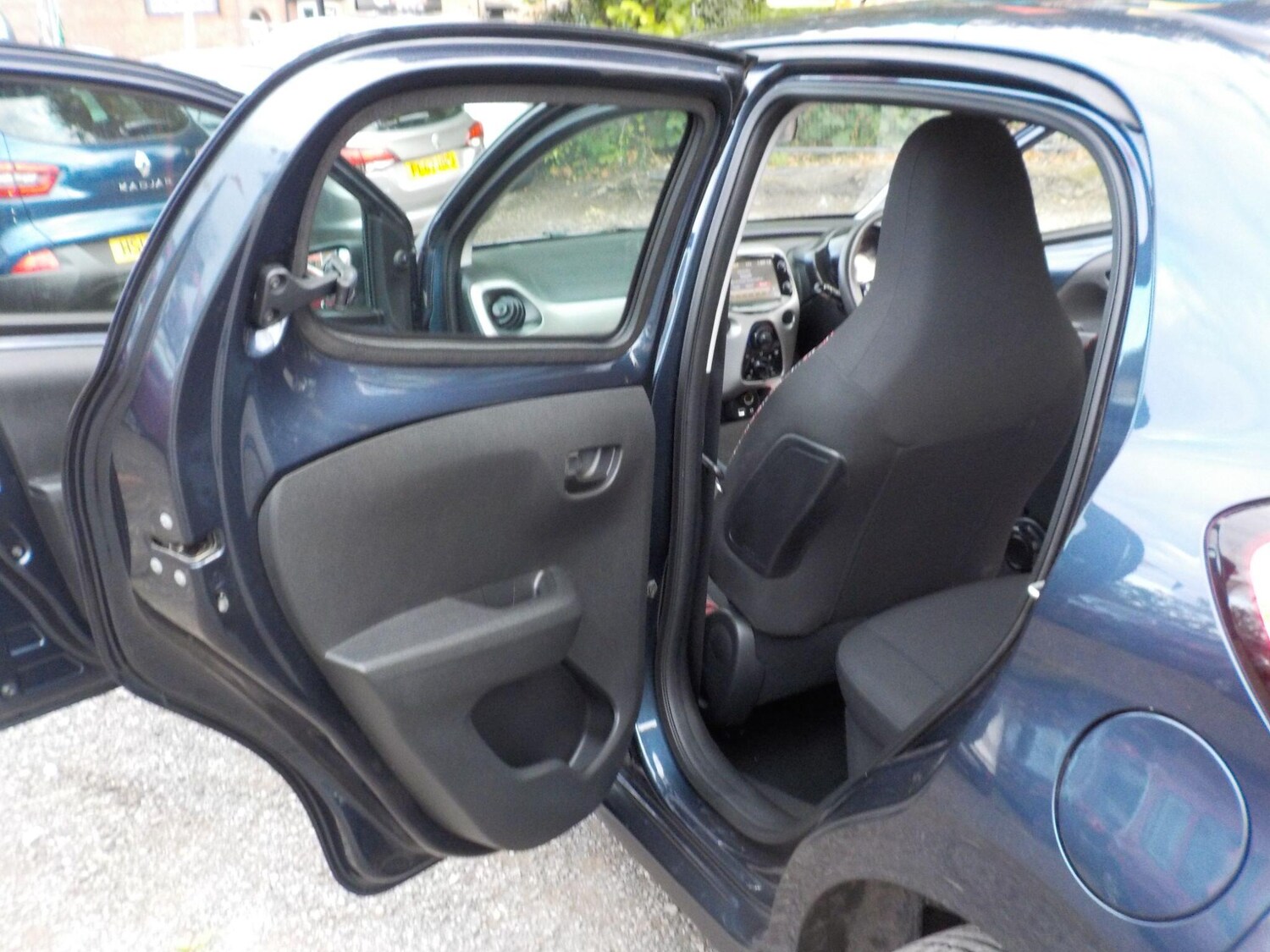 Vehicle 27