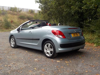 Used Peugeot 207 2011 for sale - 79613395: Photo