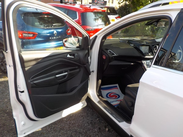 Used Ford Kuga 2017 for sale - 75531380: Photo 28