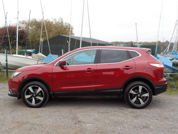 Used Nissan Qashqai 2016 for sale - 76270186: Photo 2