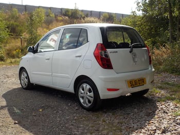 Used Hyundai i10 2011 for sale - 79621644: Photo
