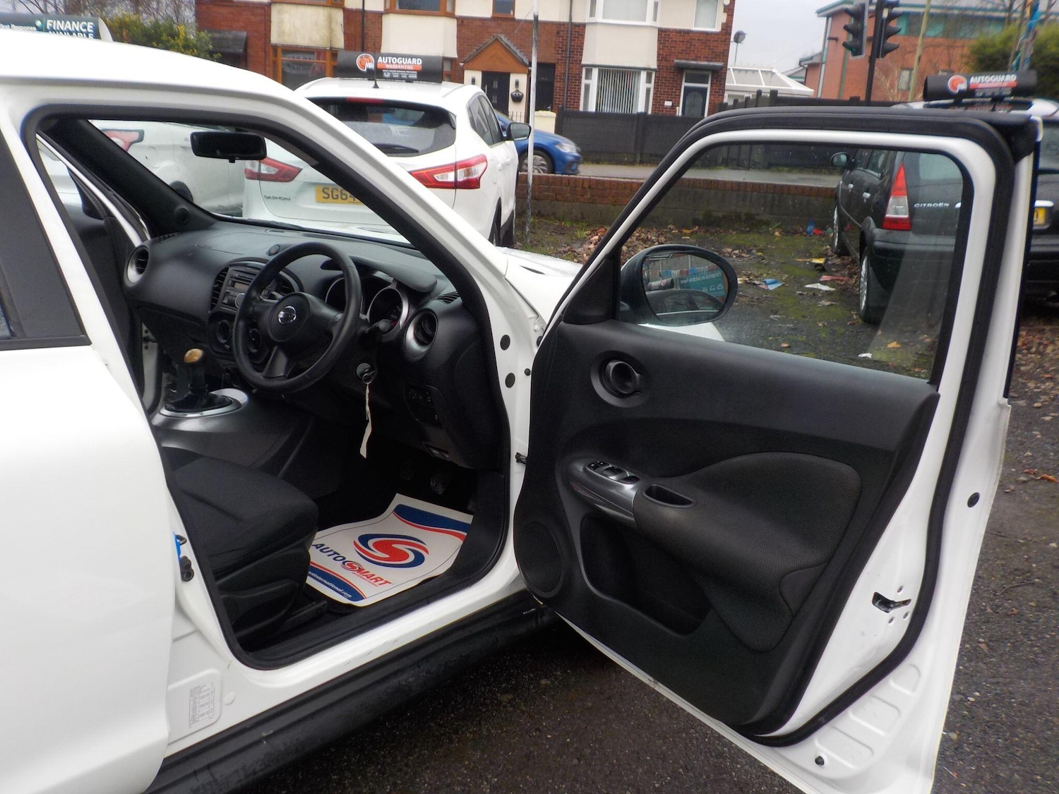 Used Nissan Juke 2011 for sale - 77174410: Photo 18