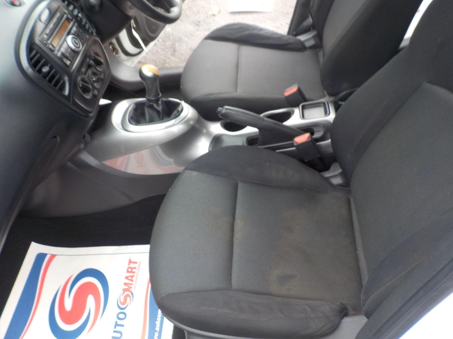 Used Nissan Juke 2011 for sale - 77174410: Photo 27