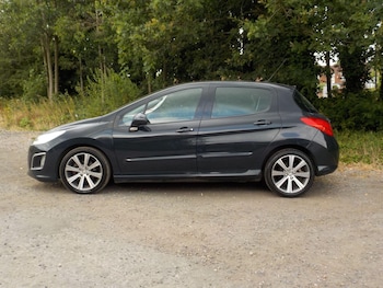 Used Peugeot 308 2013 for sale - 79255835: Photo