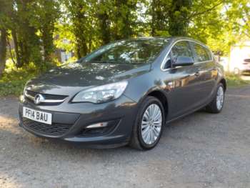 (14) - 1.6 16v Excite Euro 5 5dr