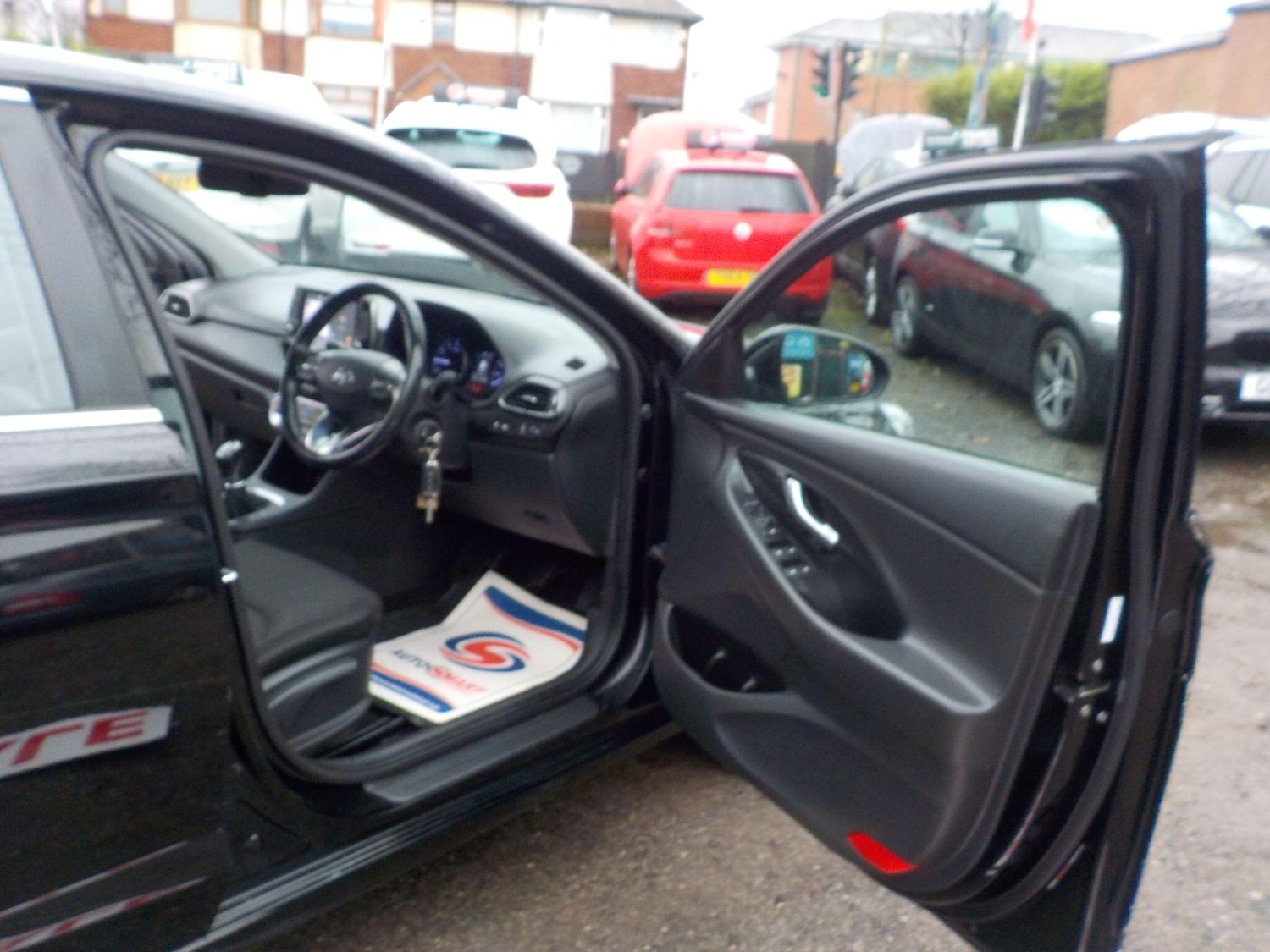 Used Hyundai i30 2017 for sale - 76994212: Photo 18