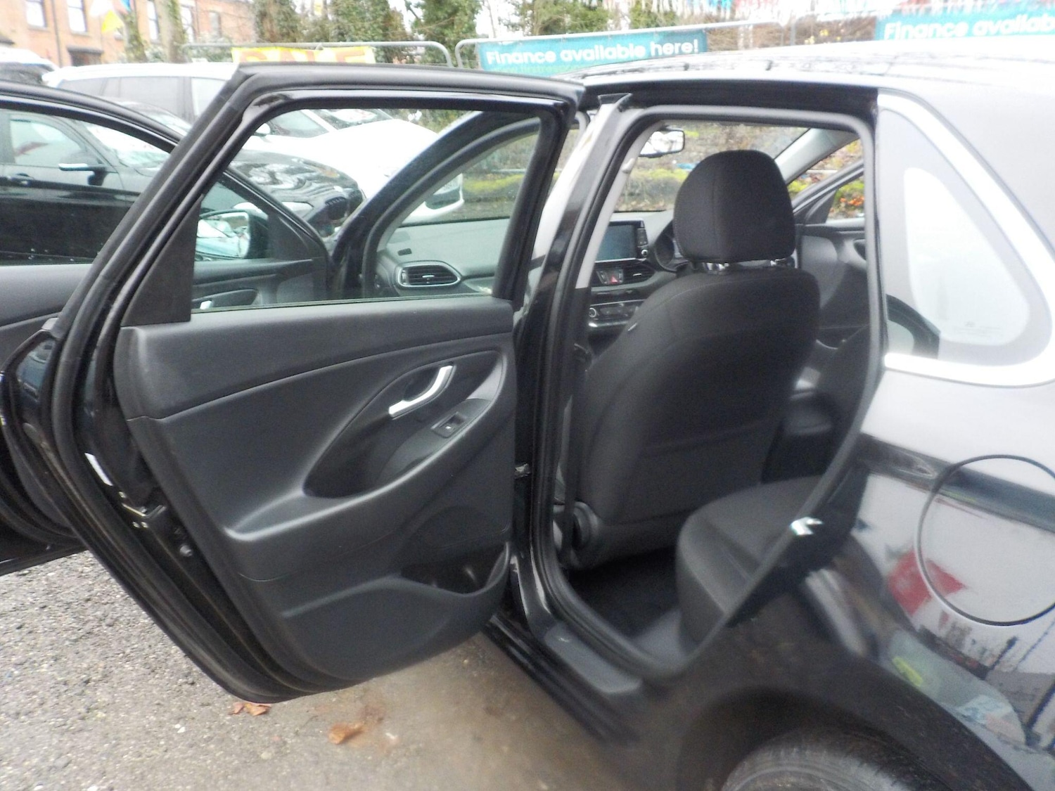 Used Hyundai i30 2017 for sale - 76994212: Photo 24