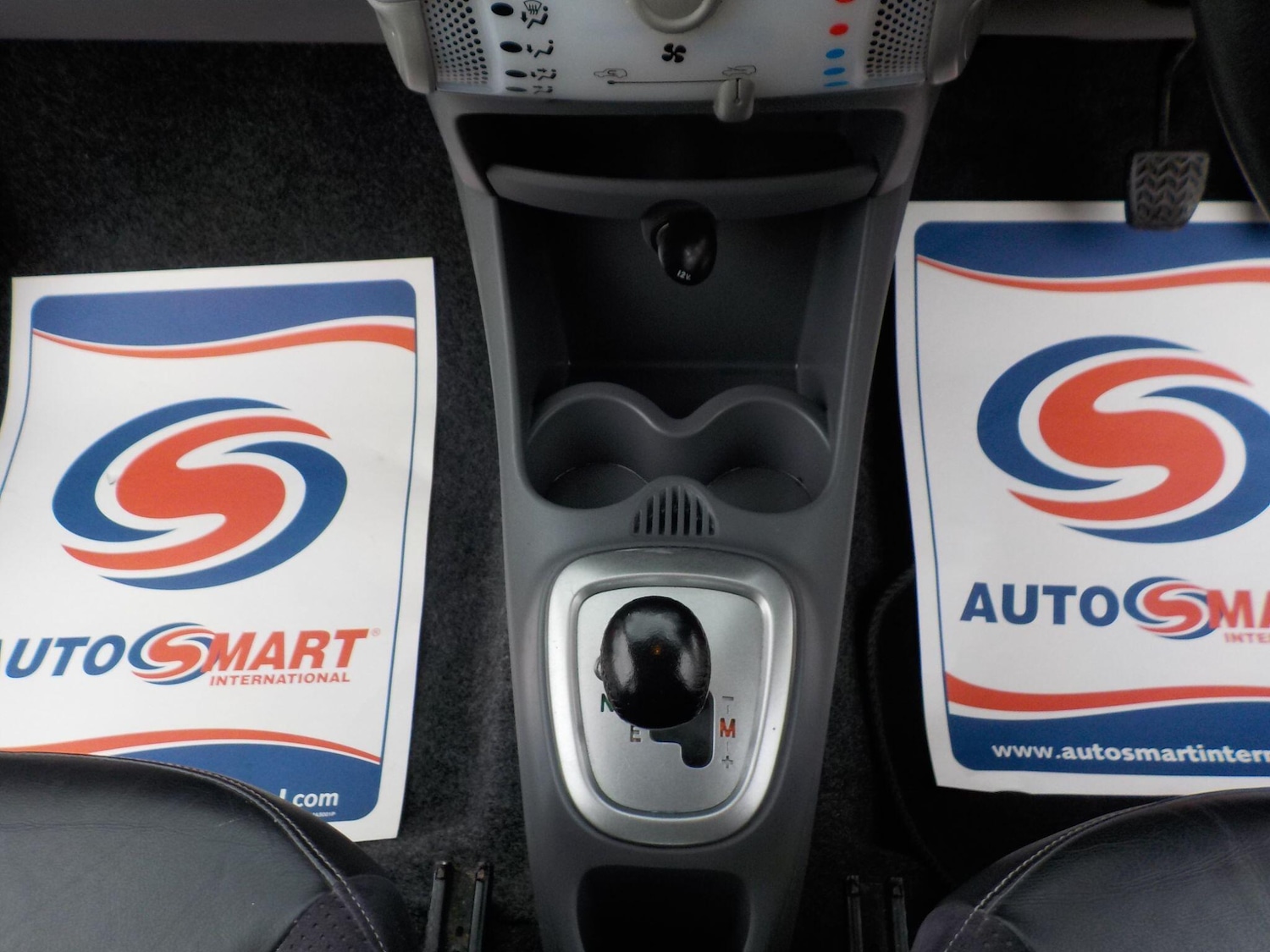 Used Toyota AYGO 2011 for sale - 78072938: Photo 15