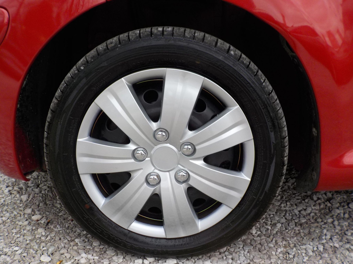 Used Toyota AYGO 2011 for sale - 78072938: Photo 30