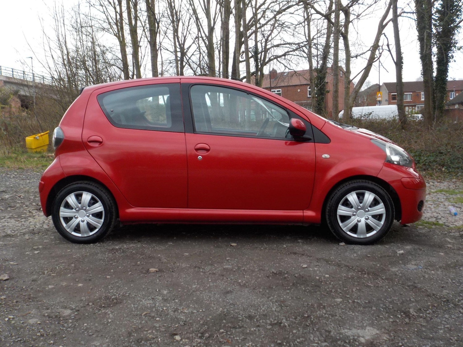 Used Toyota AYGO 2011 for sale - 78072938: Photo 6