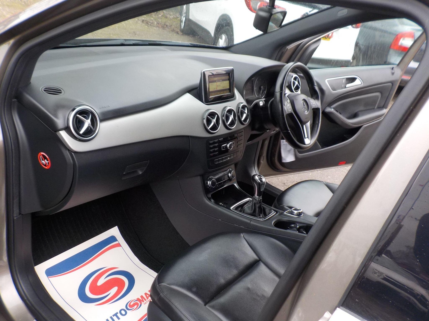 Used Mercedes-Benz B Class 2012 for sale - 77455364: Photo 11