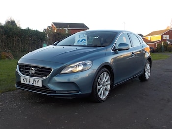 Used Volvo V40 2014 for sale - 76992317: Photo