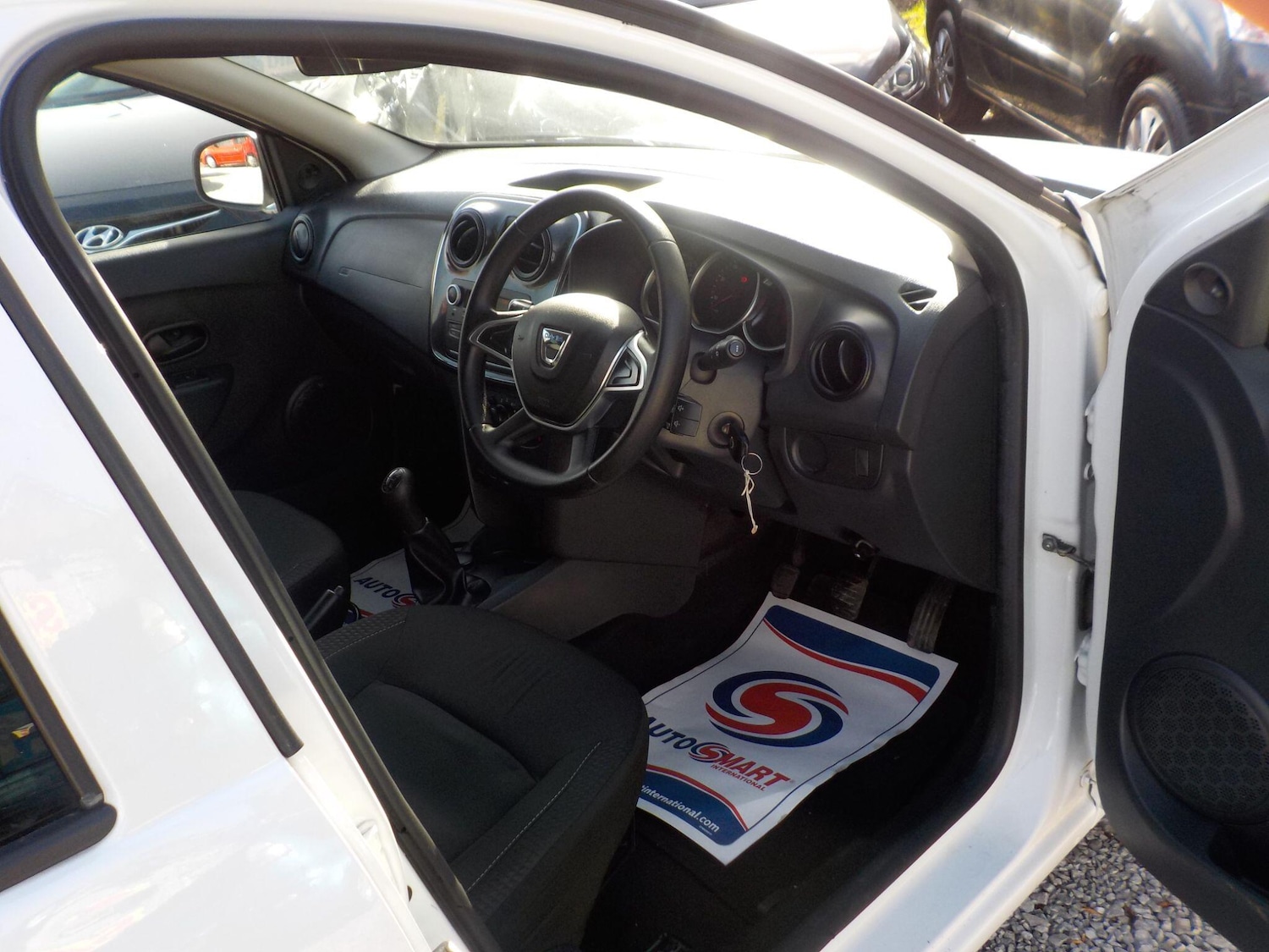 Used Dacia Sandero 2017 for sale - 78057659: Photo 10