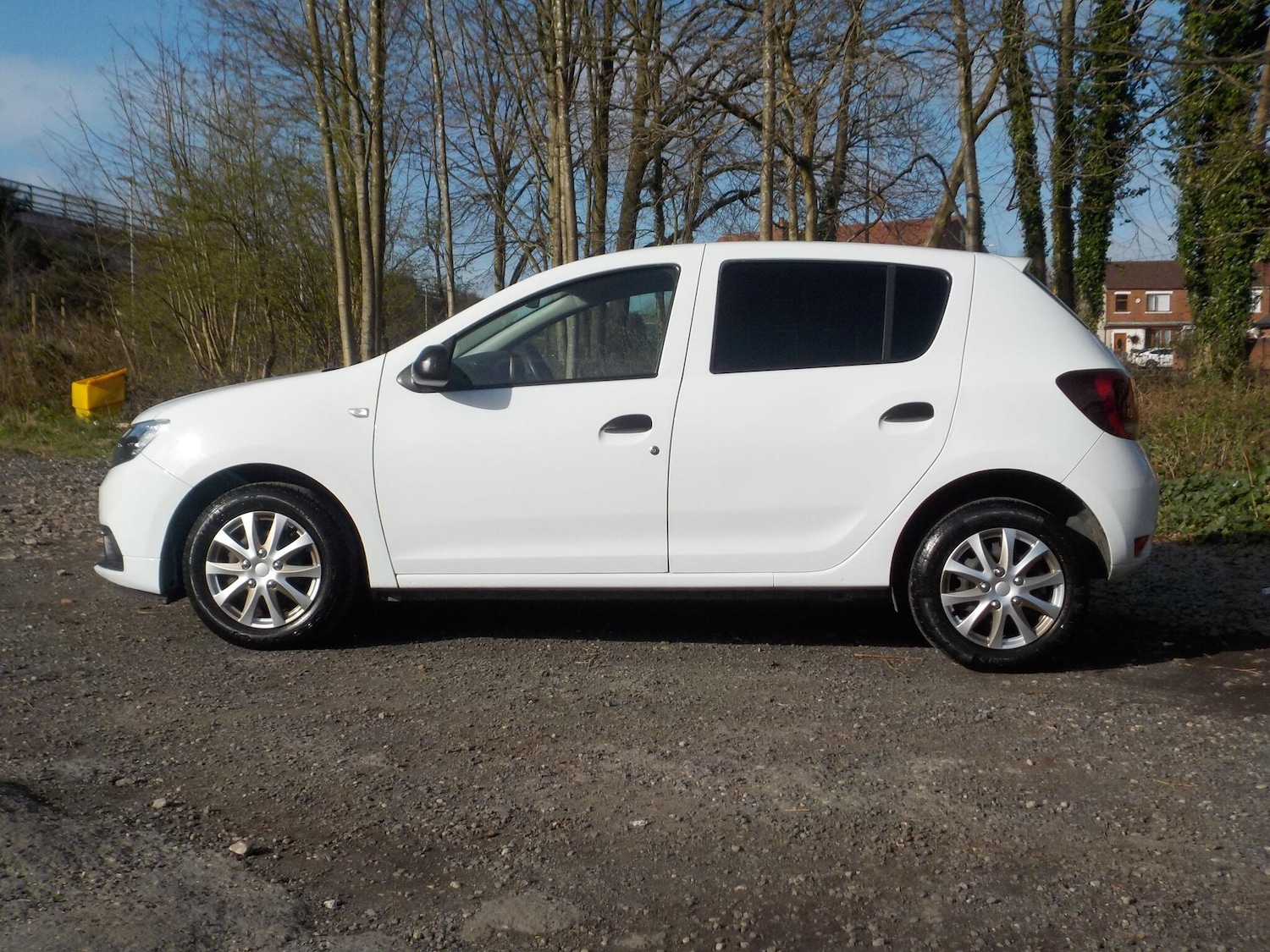 Used Dacia Sandero 2017 for sale - 78057659: Photo 2