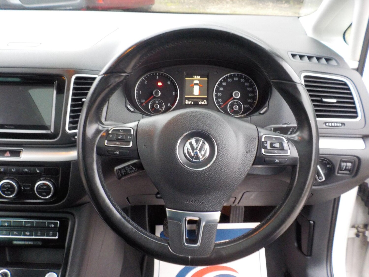 Used Volkswagen Sharan 2014 for sale - 77839770: Photo 16