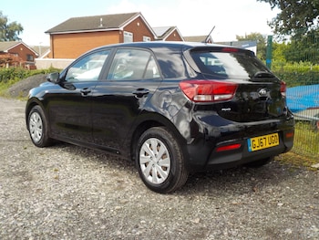 Used Kia Rio 2017 for sale - 75477584: Photo