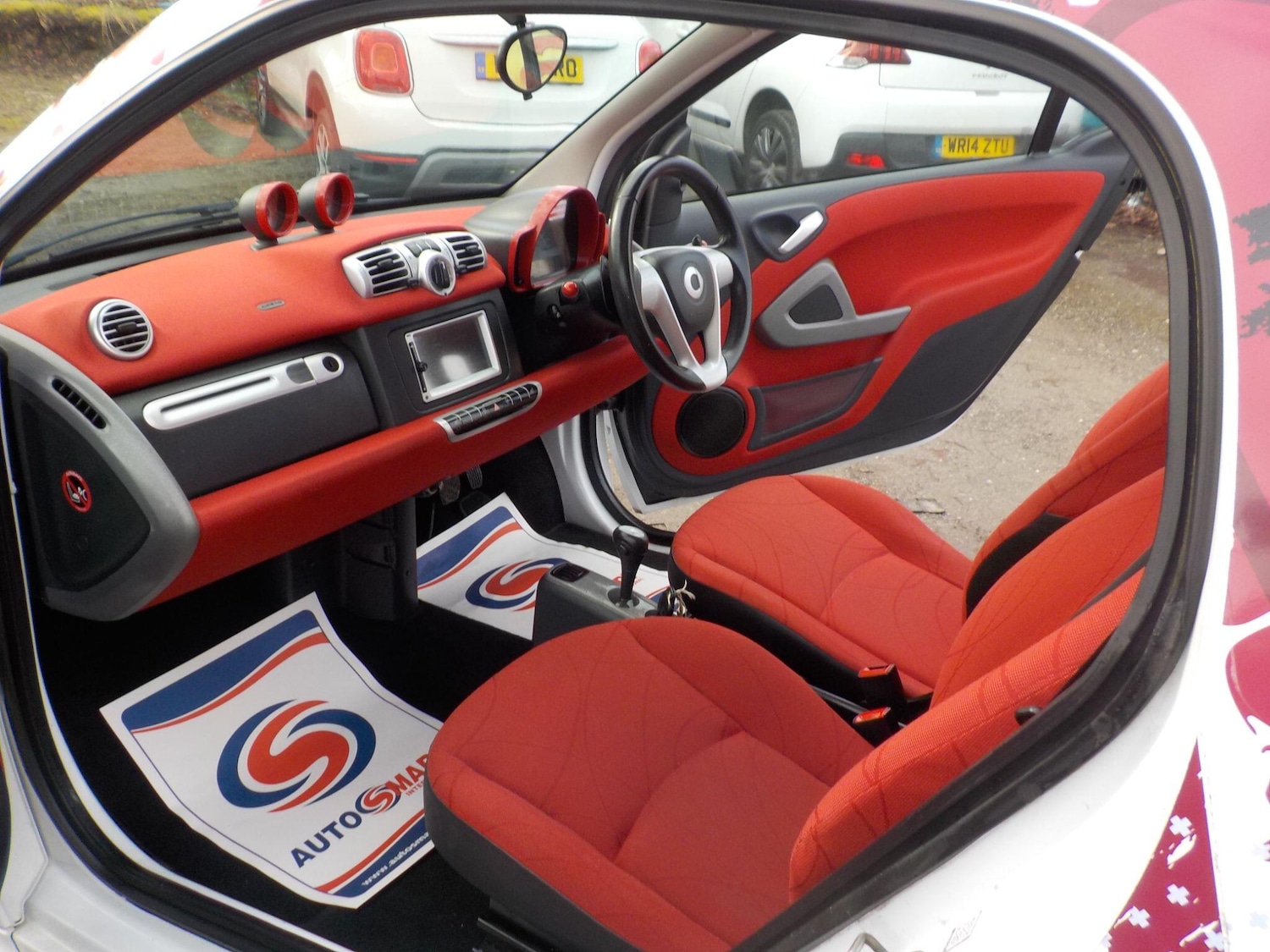 Used smart fortwo 2012 for sale - 77657789: Photo 12